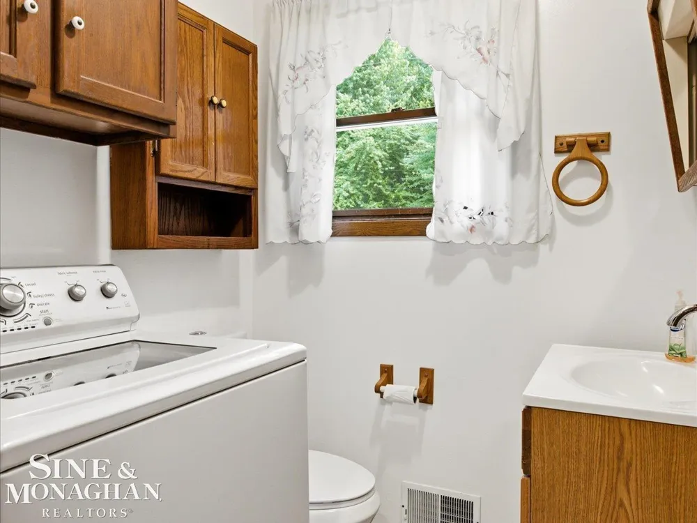 9211 Folkert Road Clay Township, MI 48001