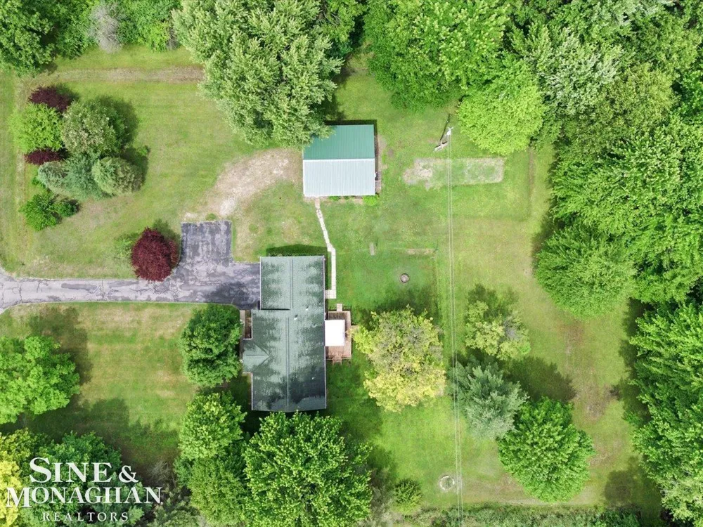 9211 Folkert Road Clay Township, MI 48001