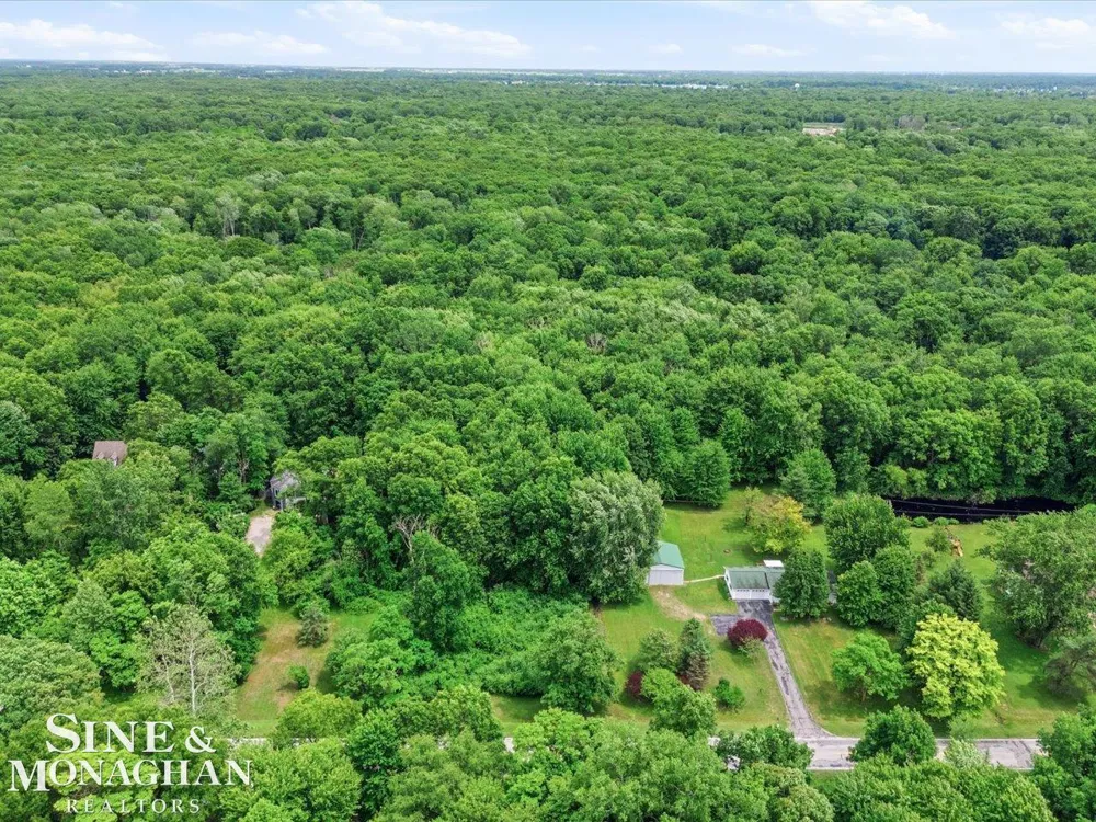 9211 Folkert Road Clay Township, MI 48001