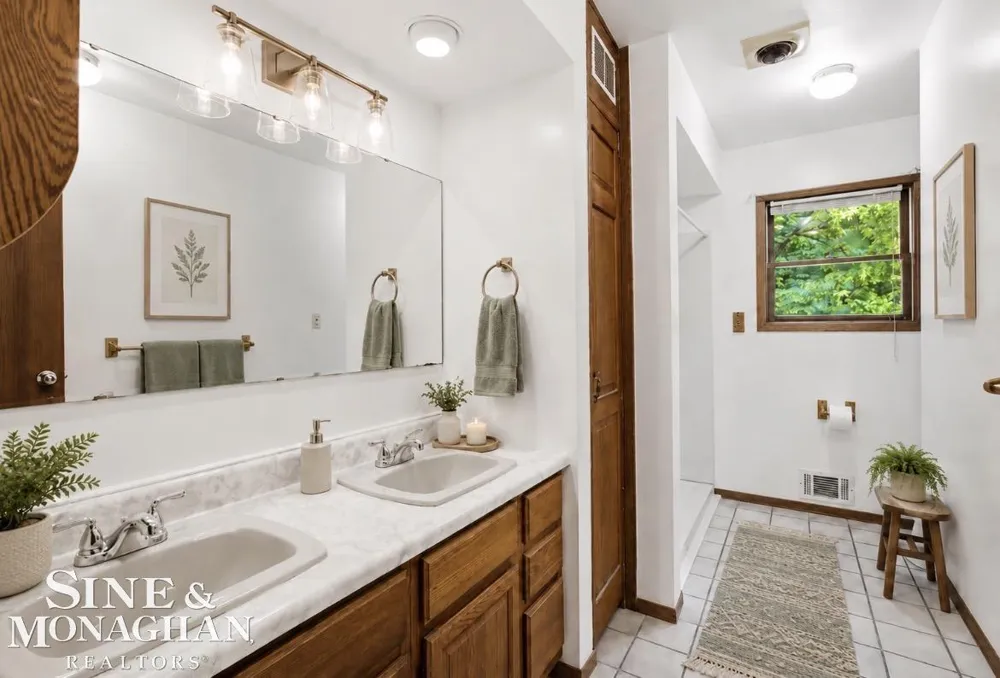 9211 Folkert Road Clay Township, MI 48001