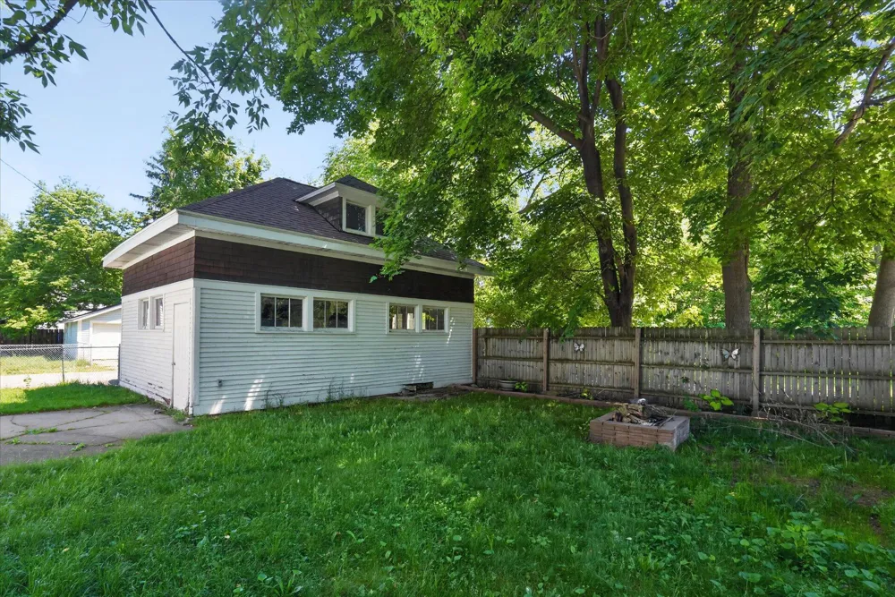 72 Fremont Street Battle Creek City, MI 49017