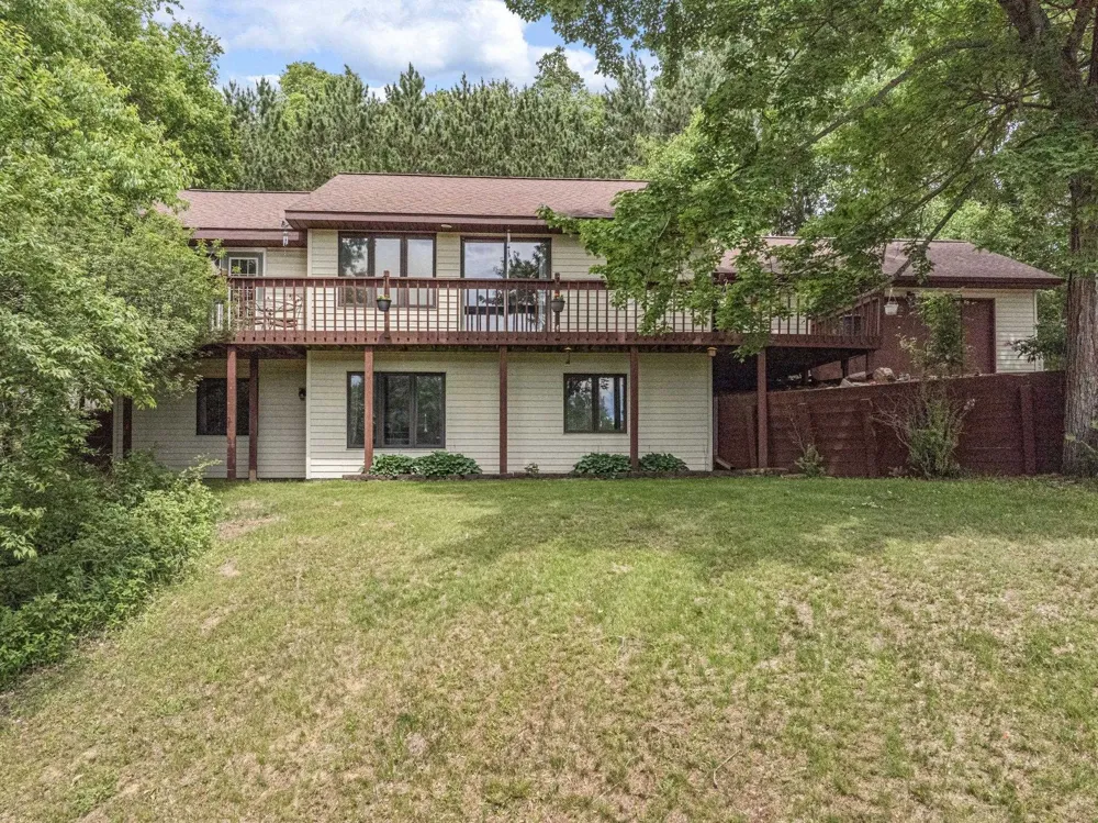 804 Arbutus Drive Clam Lake Township, MI 49601