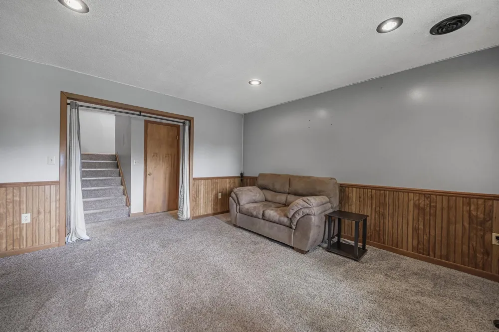 804 Arbutus Drive Clam Lake Township, MI 49601