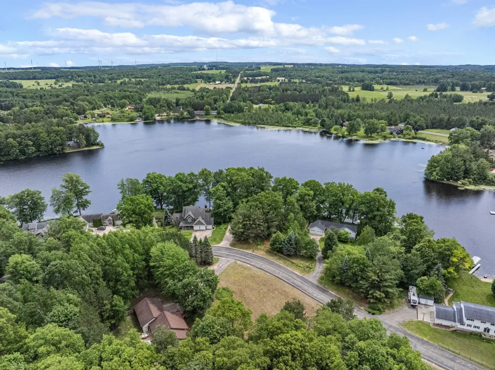 804 Arbutus Drive Clam Lake Township, MI 49601