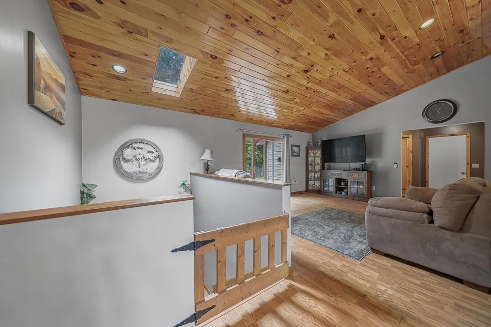 804 Arbutus Drive Clam Lake Township, MI 49601