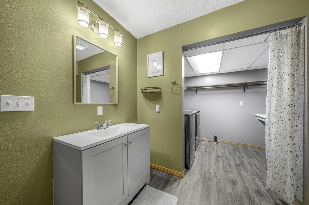 804 Arbutus Drive Clam Lake Township, MI 49601