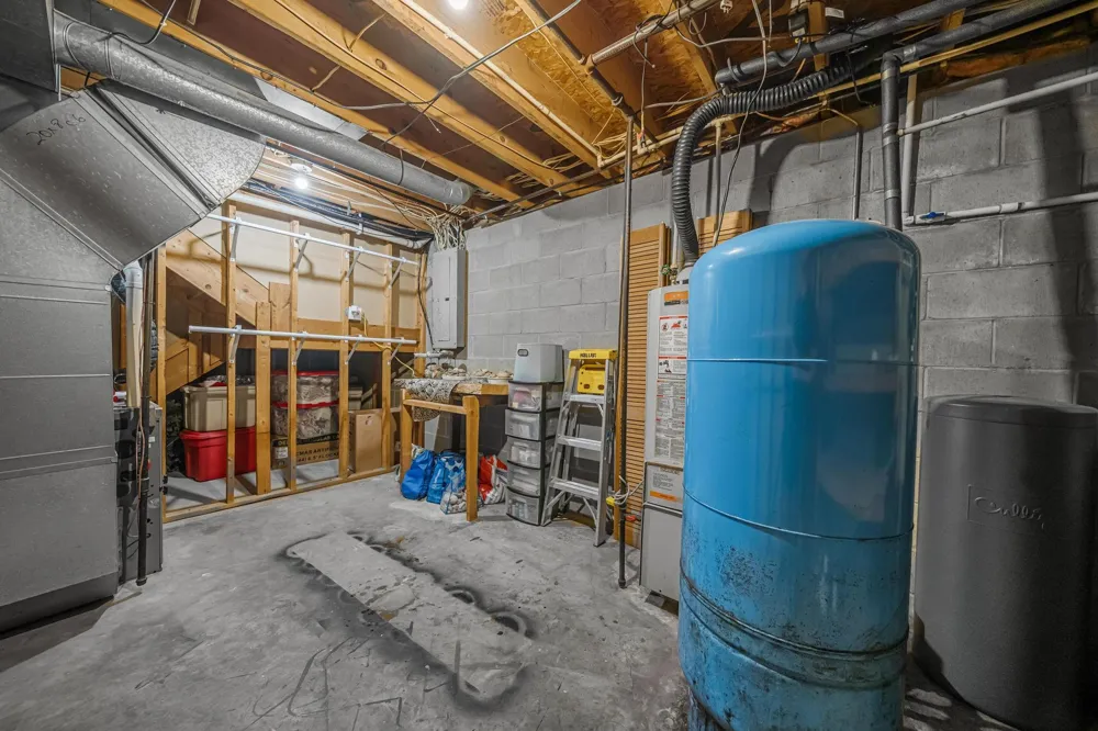 804 Arbutus Drive Clam Lake Township, MI 49601