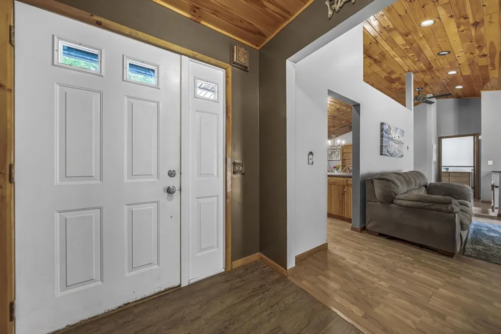 804 Arbutus Drive Clam Lake Township, MI 49601