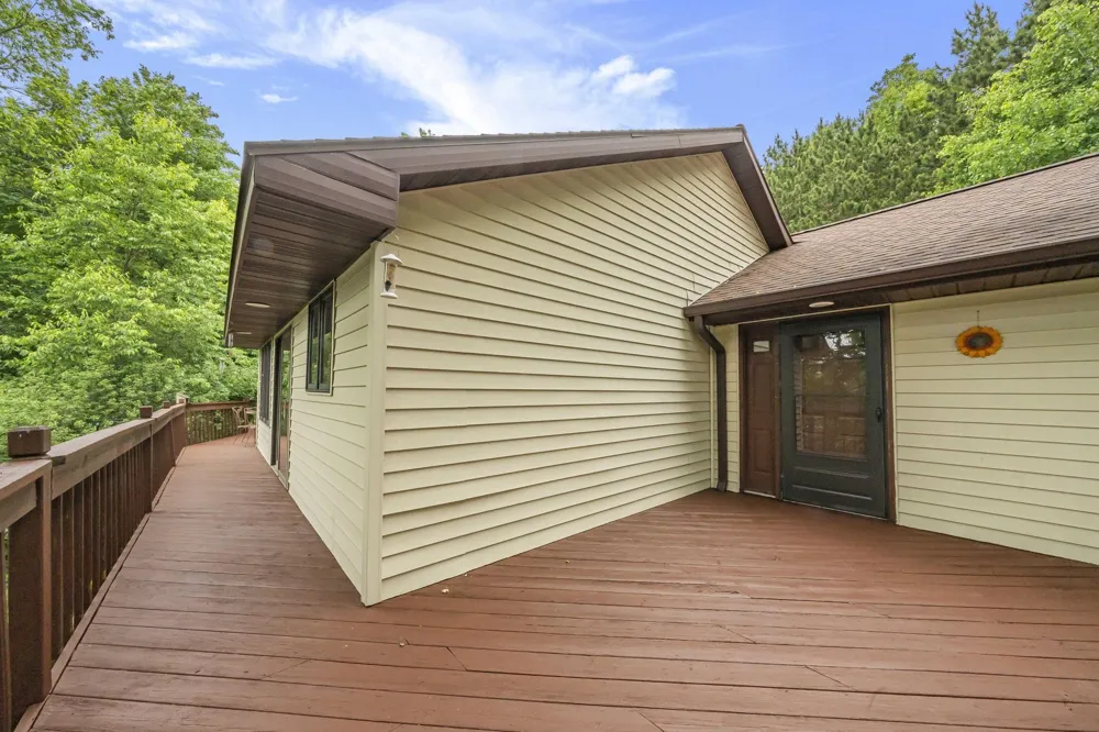 804 Arbutus Drive Clam Lake Township, MI 49601