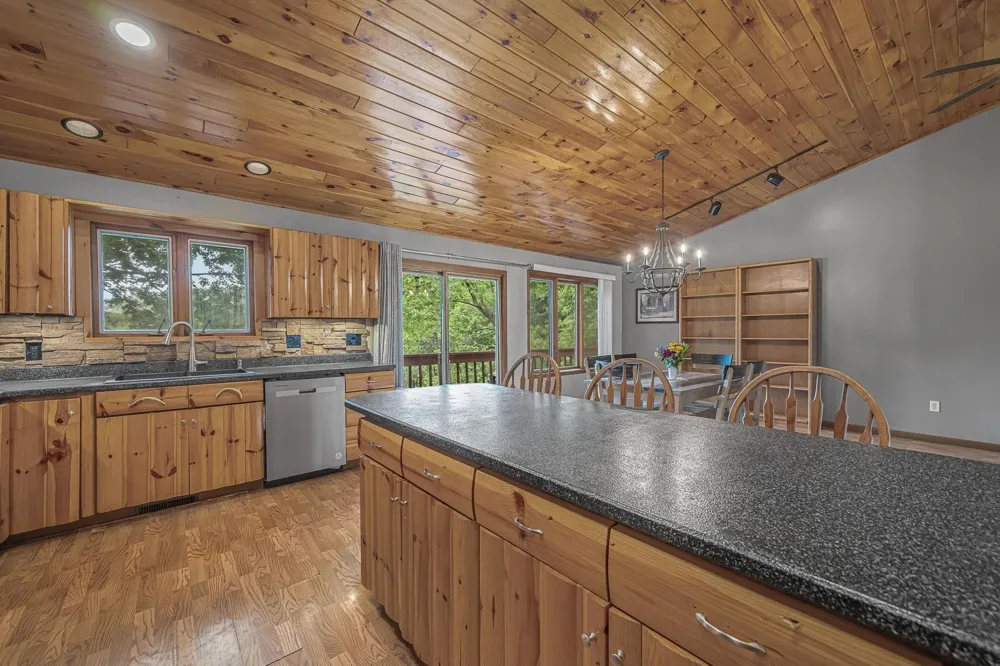 804 Arbutus Drive Clam Lake Township, MI 49601