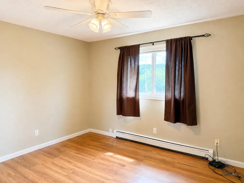 3800 Vale Drive East Bay Township, MI 49686