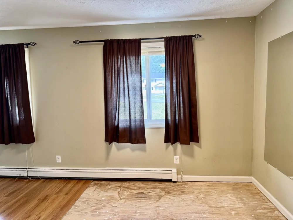 3800 Vale Drive East Bay Township, MI 49686