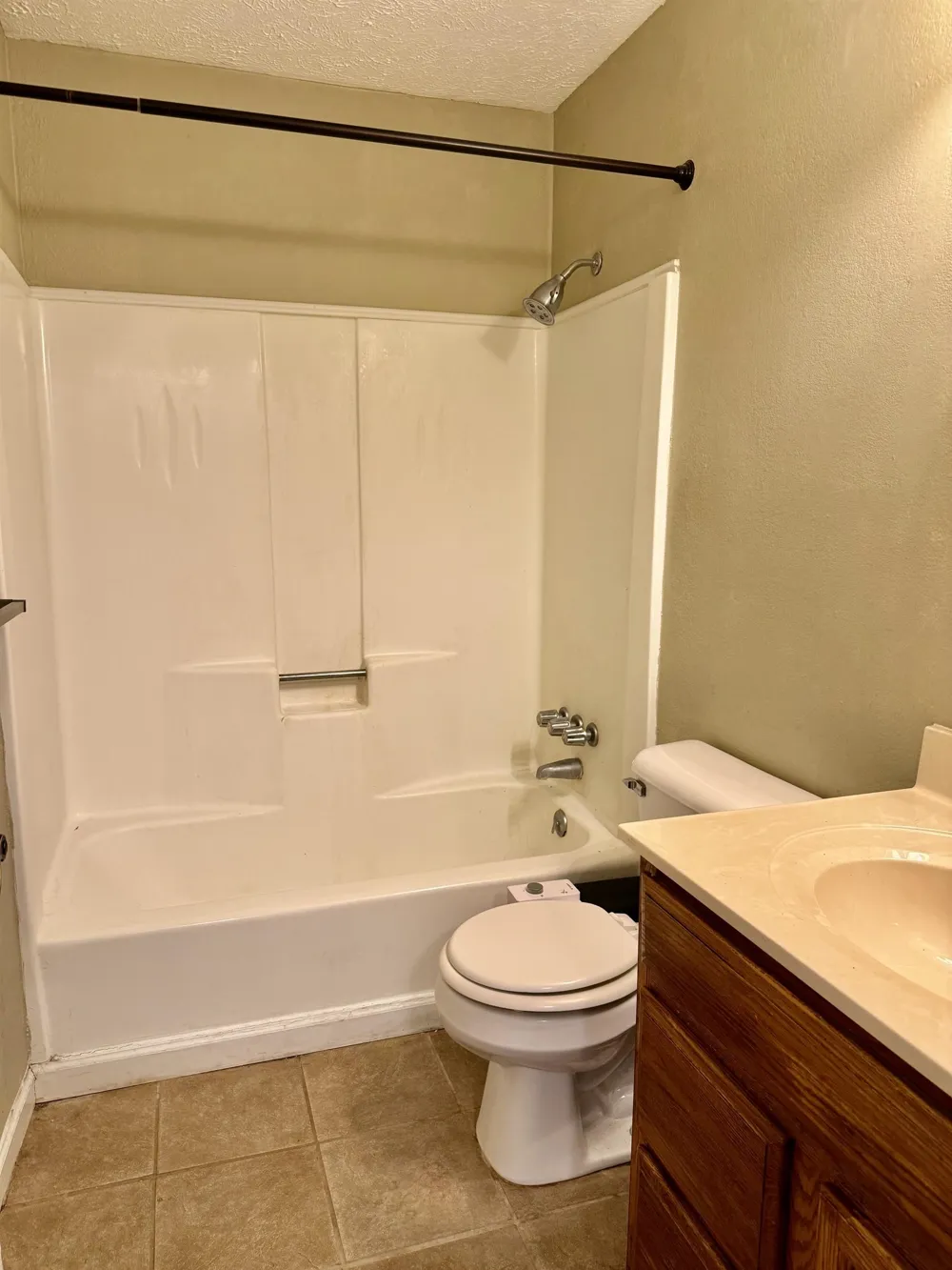 3800 Vale Drive East Bay Township, MI 49686