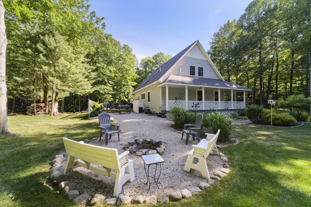 10826 Old Freesoil Road Grant Township, MI 49660