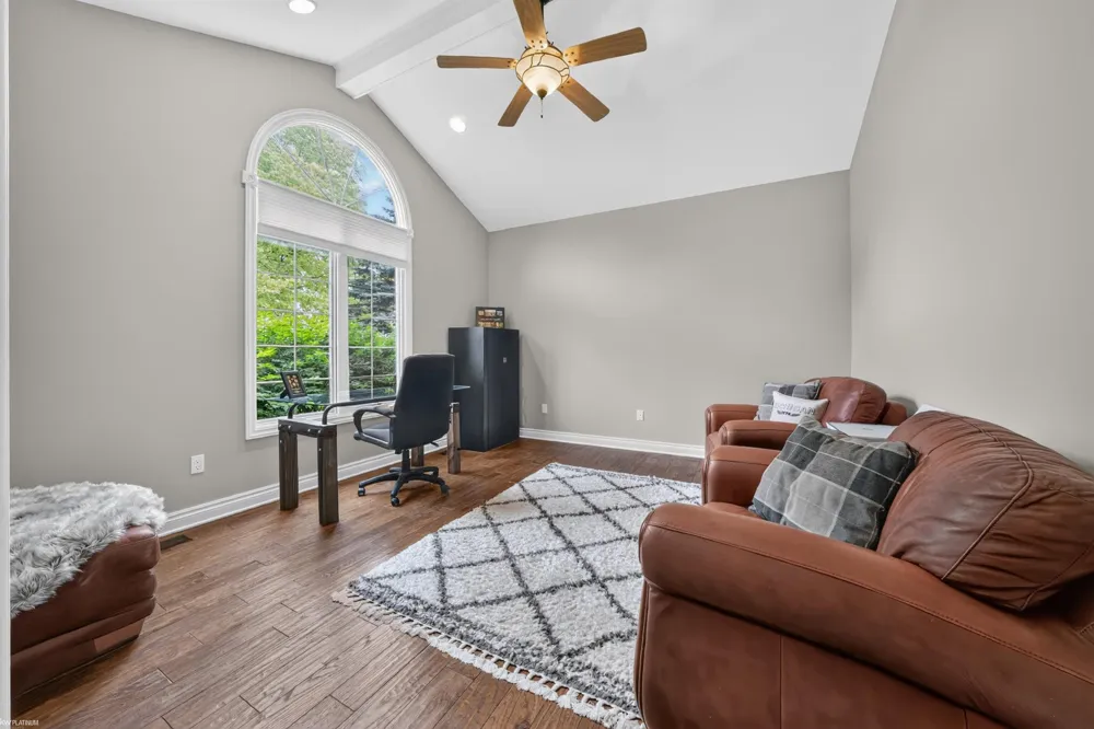4896 Brookside Lane Washington Township, MI 48094