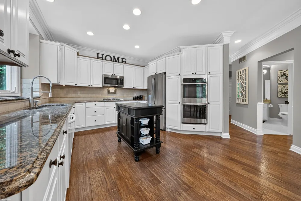 4896 Brookside Lane Washington Township, MI 48094