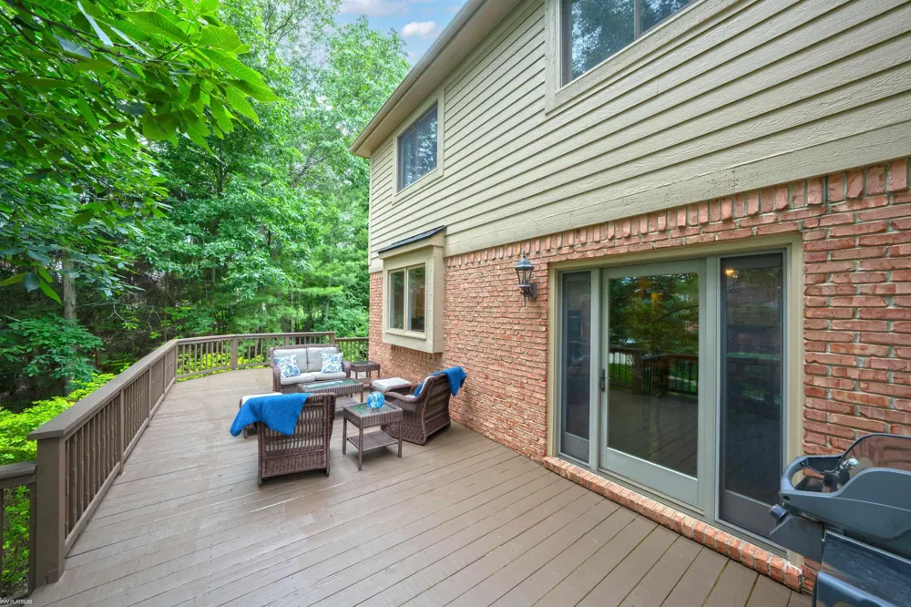 4896 Brookside Lane Washington Township, MI 48094