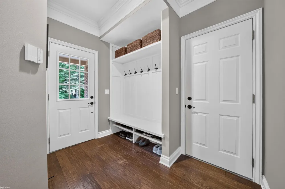 4896 Brookside Lane Washington Township, MI 48094