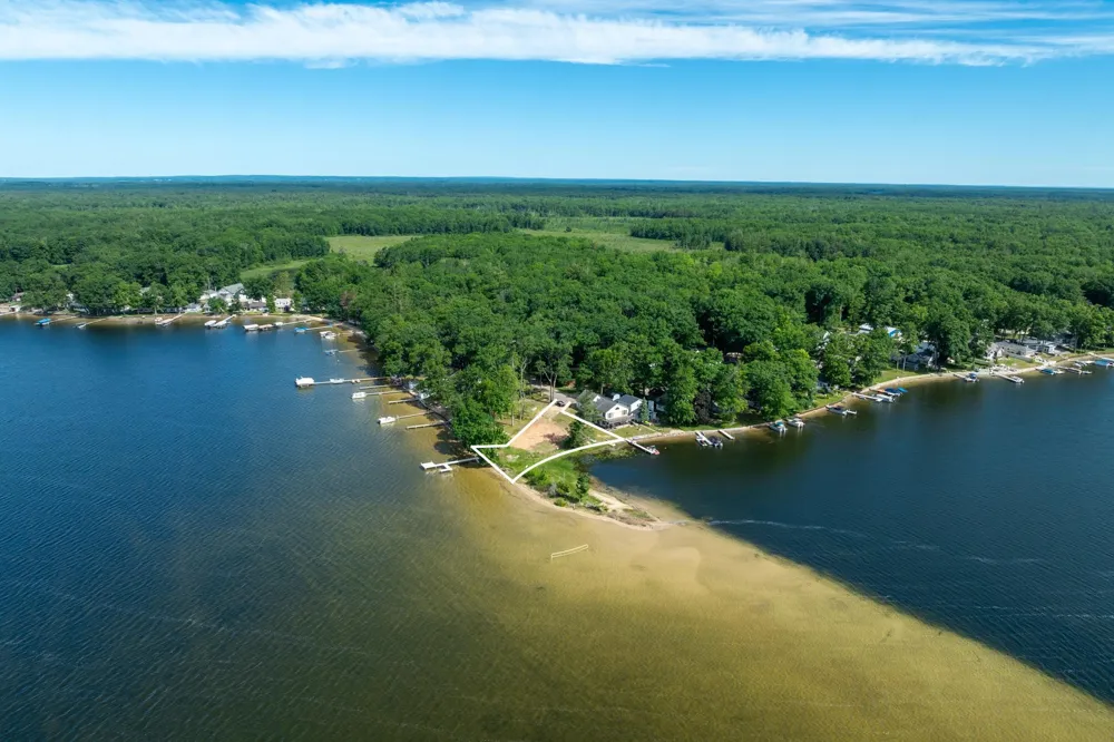 11167 Shore Drive Garfield Township, MI 48632