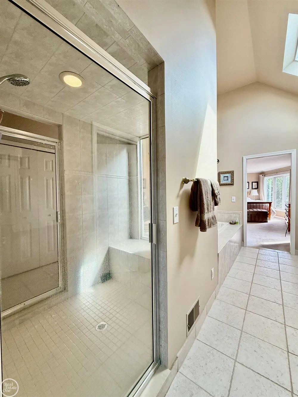 54828 Danielle Street New Baltimore City, MI 48047
