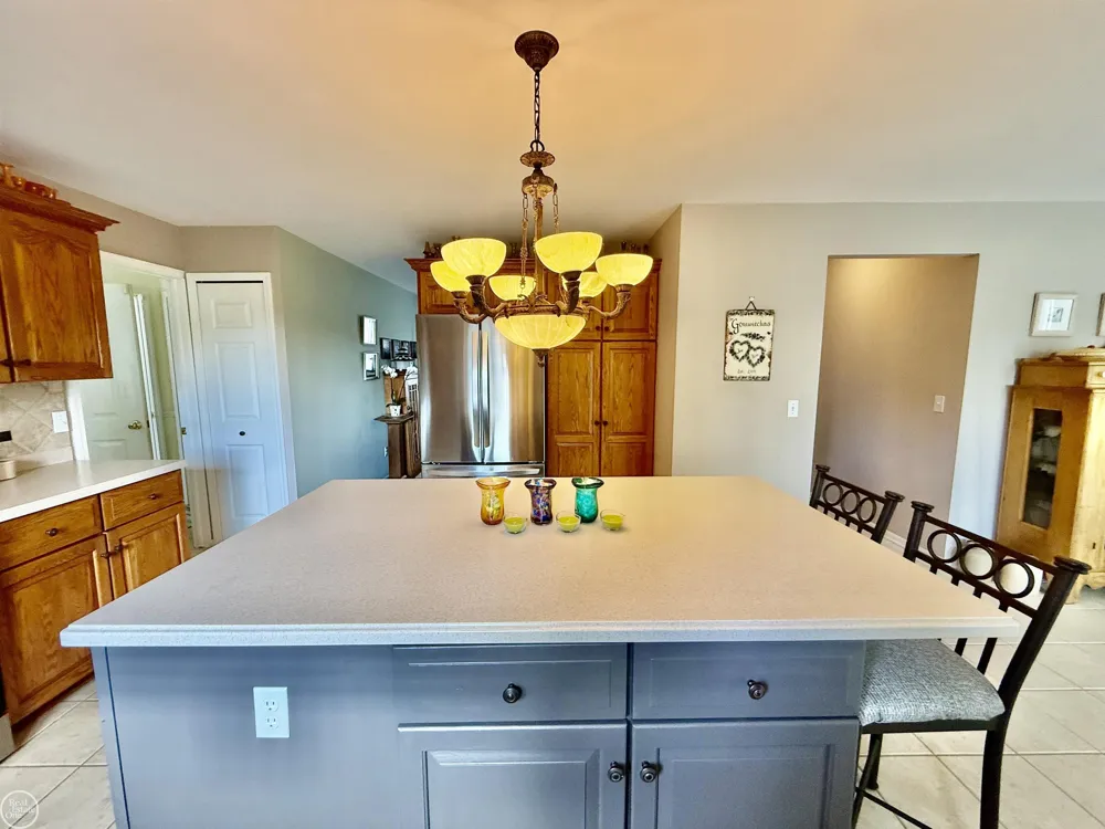 54828 Danielle Street New Baltimore City, MI 48047