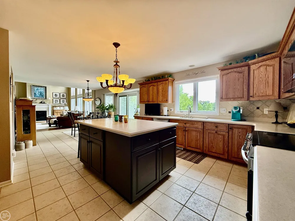 54828 Danielle Street New Baltimore City, MI 48047
