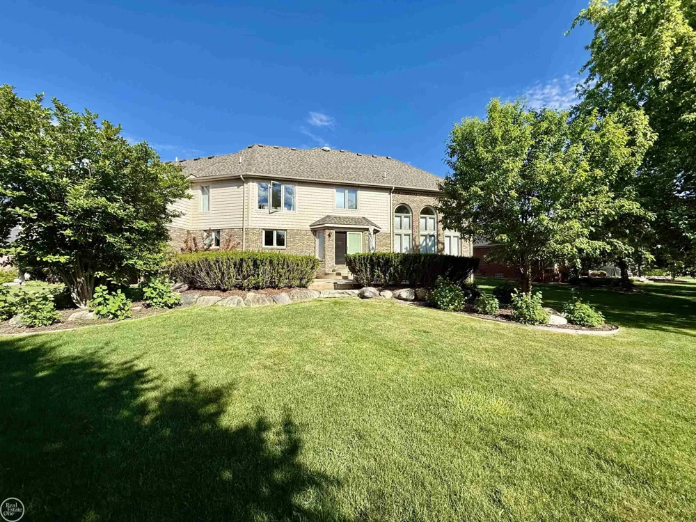 54828 Danielle Street New Baltimore City, MI 48047