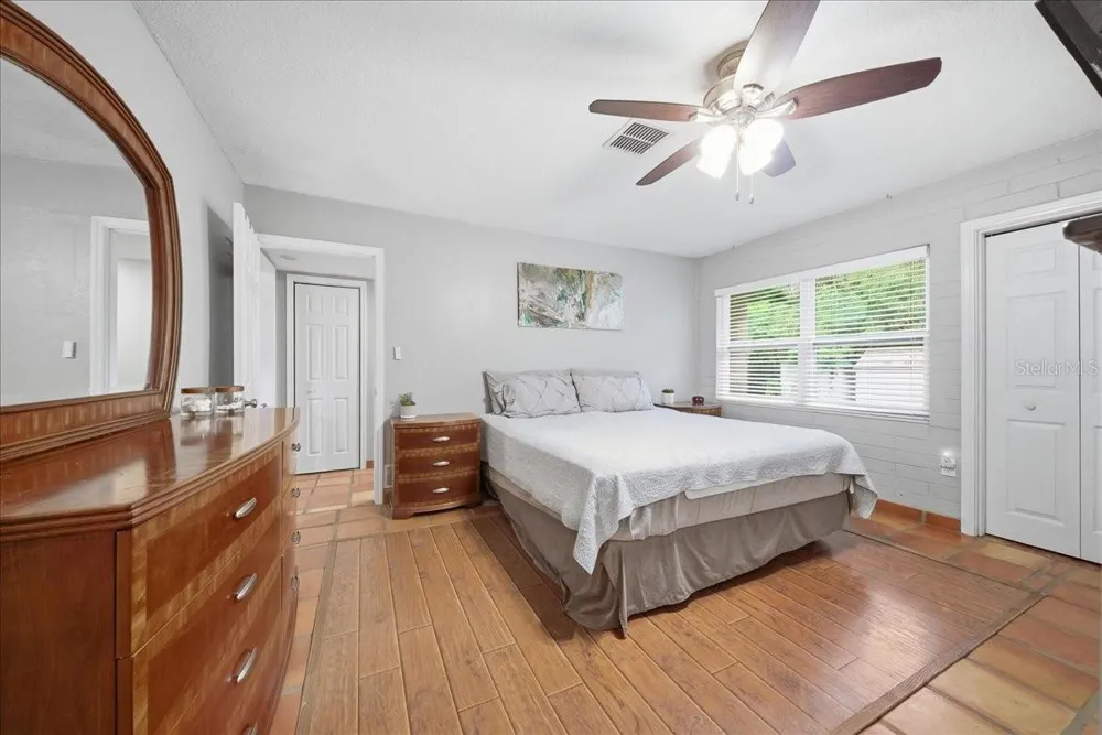 8095 ROSE AVENUE Orlando, FL 32810