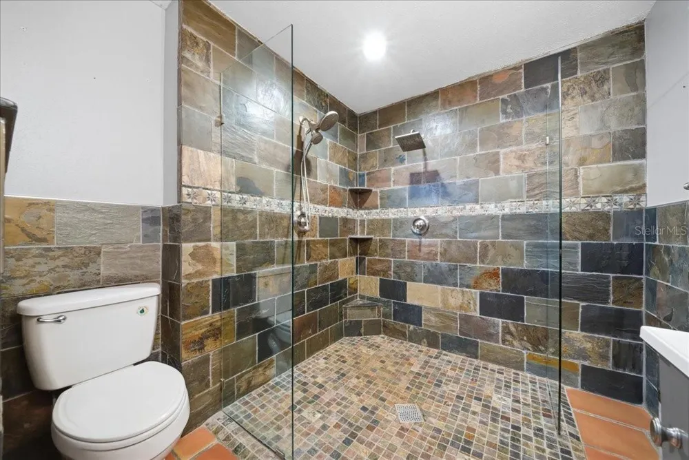 8095 ROSE AVENUE Orlando, FL 32810