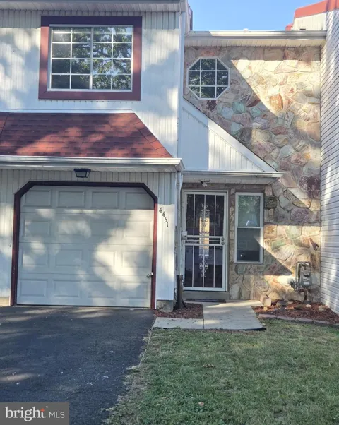 4451 ERNIE DAVIS CIRCLE