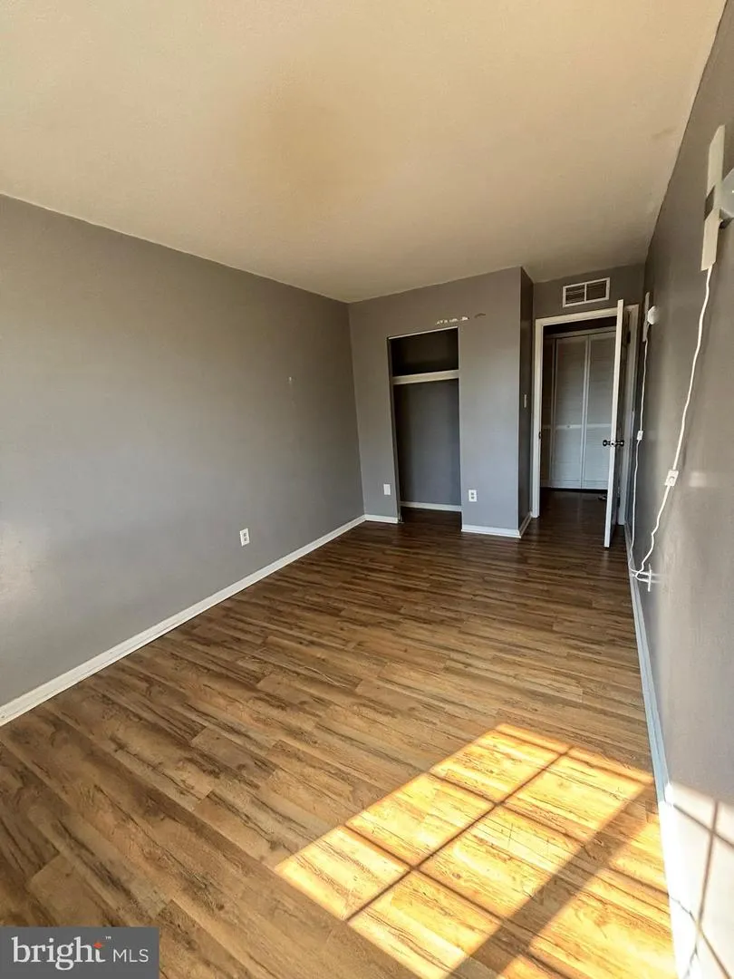 4451 ERNIE DAVIS CIRCLE Philadelphia, PA 19154