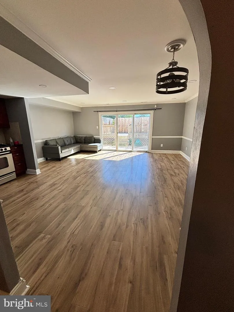 4451 ERNIE DAVIS CIRCLE Philadelphia, PA 19154