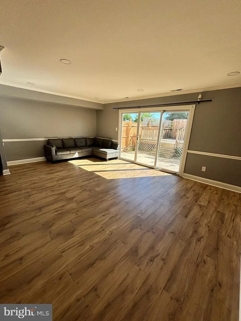 4451 ERNIE DAVIS CIRCLE Philadelphia, PA 19154