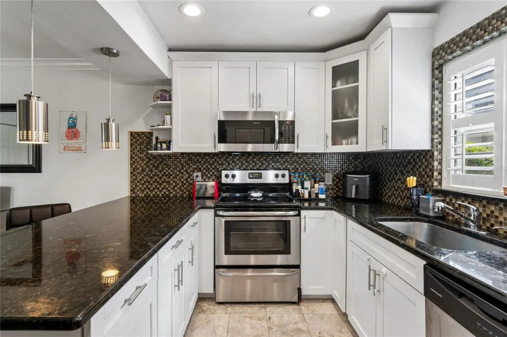 12742 WOOD TRAIL BLVD BOULEVARD Tampa, FL 33625