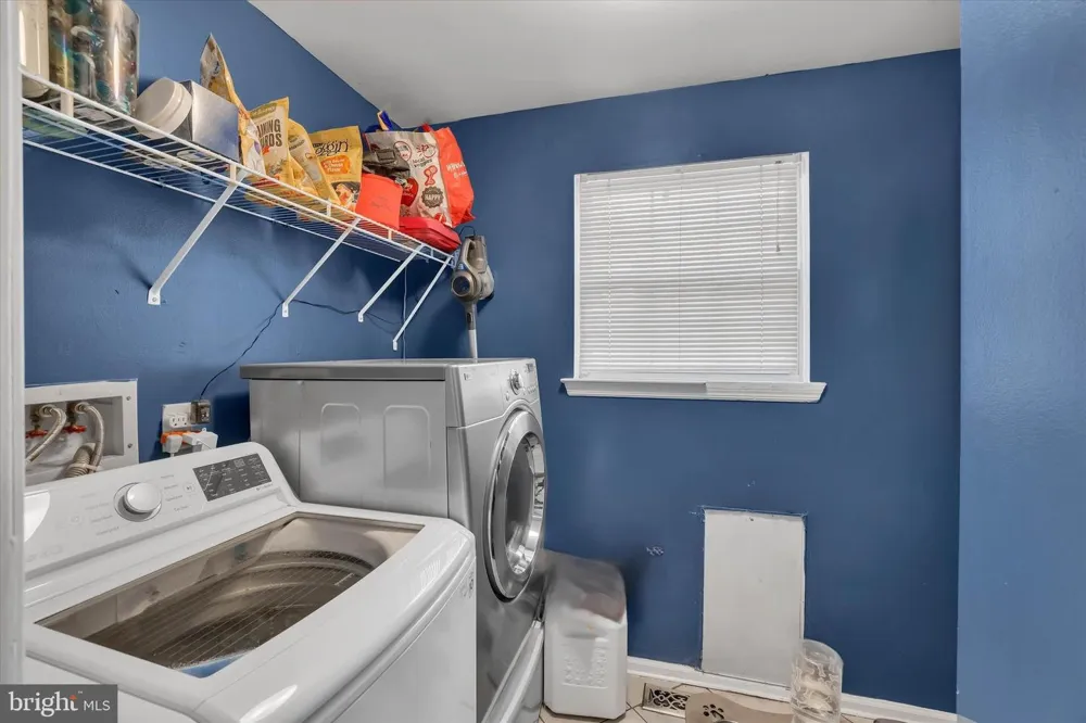 4 CREEKDALE DRIVE Delran, NJ 08075