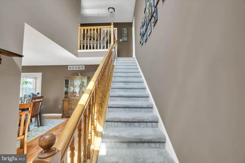 4 CREEKDALE DRIVE Delran, NJ 08075