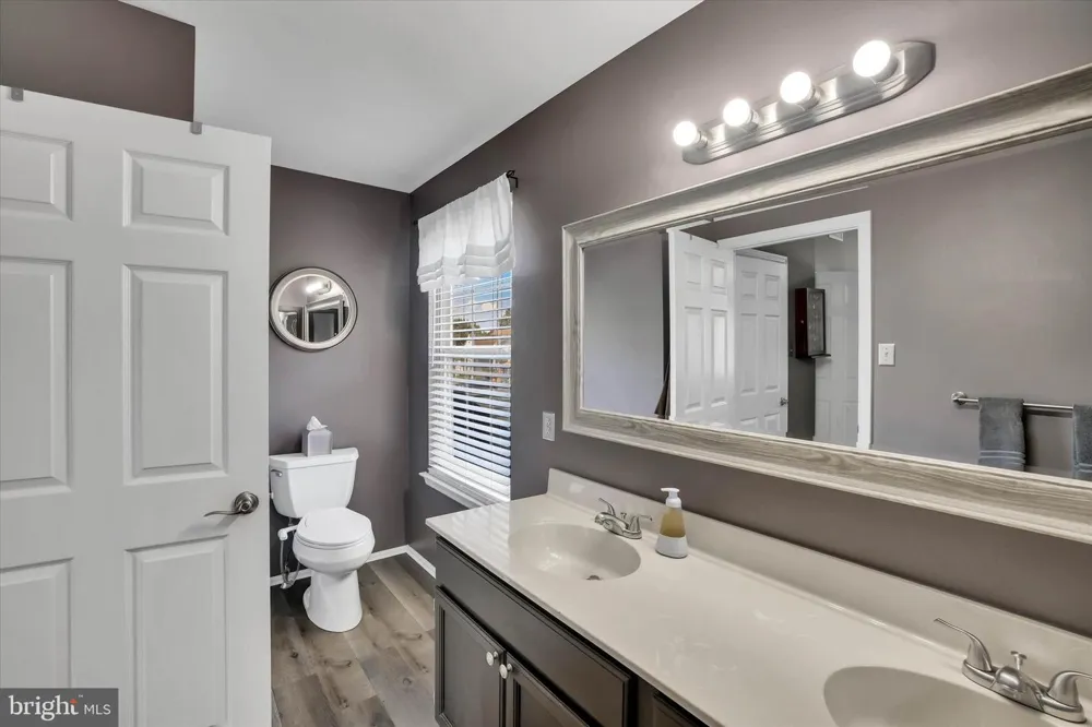4 CREEKDALE DRIVE Delran, NJ 08075