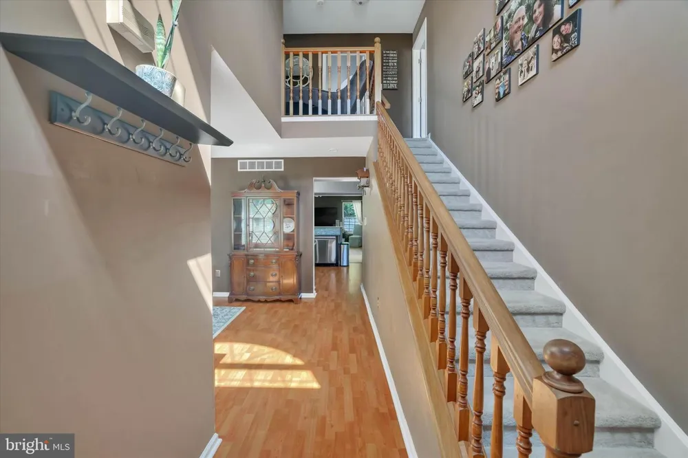 4 CREEKDALE DRIVE Delran, NJ 08075