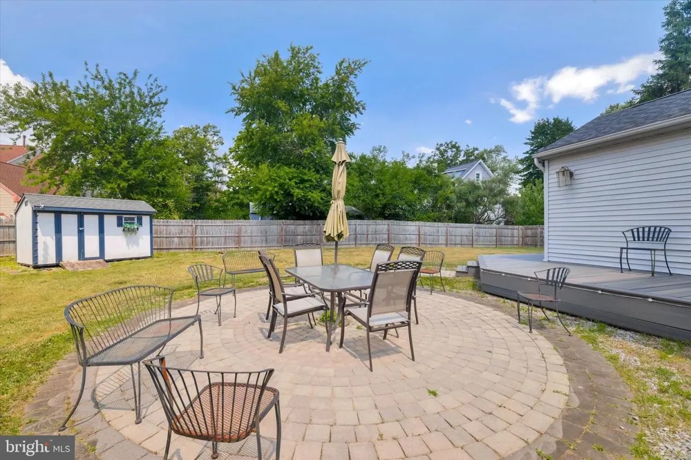 4 CREEKDALE DRIVE Delran, NJ 08075