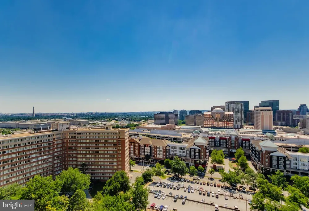 1101 S ARLINGTON RIDGE ROAD #1109 Arlington, VA 22202