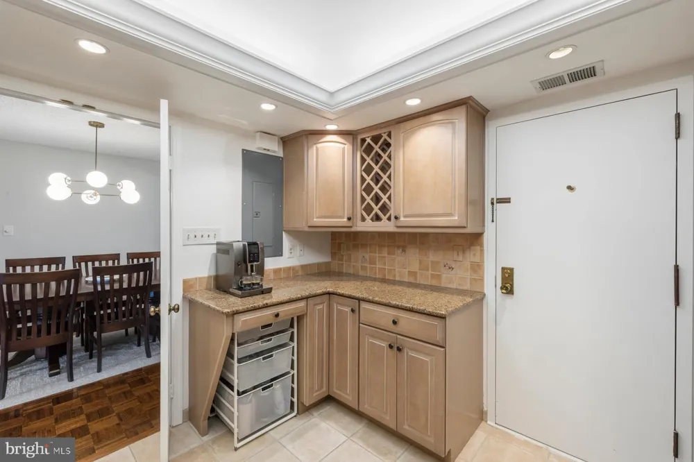 1101 S ARLINGTON RIDGE ROAD #1109 Arlington, VA 22202