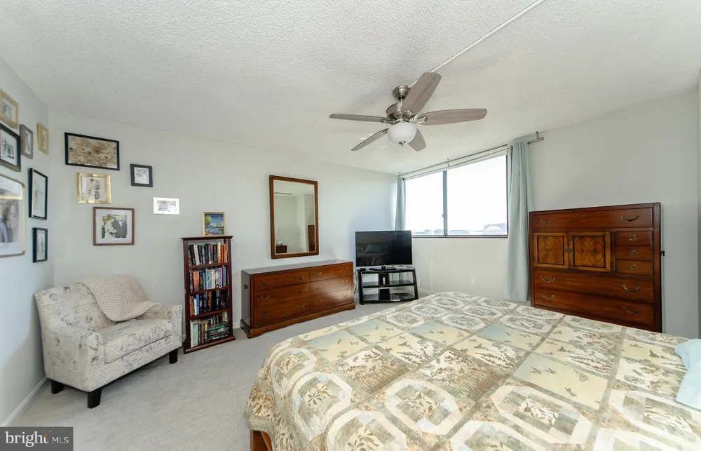 1101 S ARLINGTON RIDGE ROAD #1109 Arlington, VA 22202