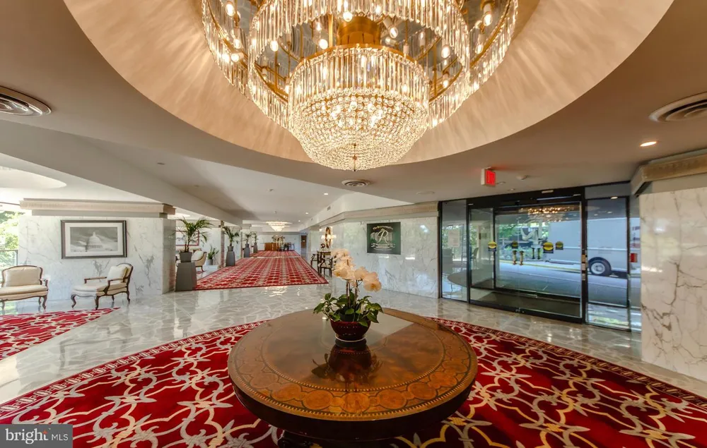 1101 S ARLINGTON RIDGE ROAD #1109 Arlington, VA 22202