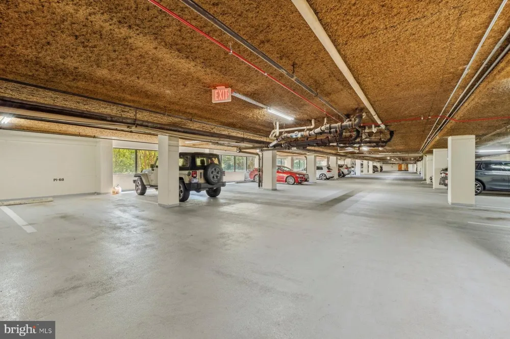 1101 S ARLINGTON RIDGE ROAD #1109 Arlington, VA 22202