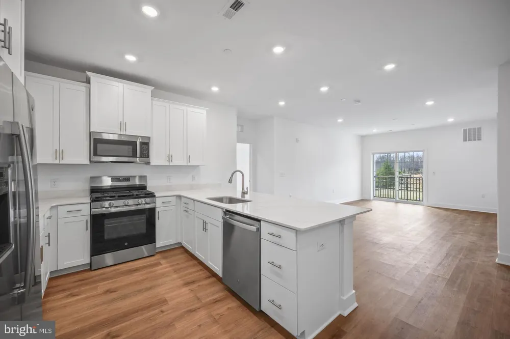 29305 RADFORD COURT Monroe Township, NJ 08831