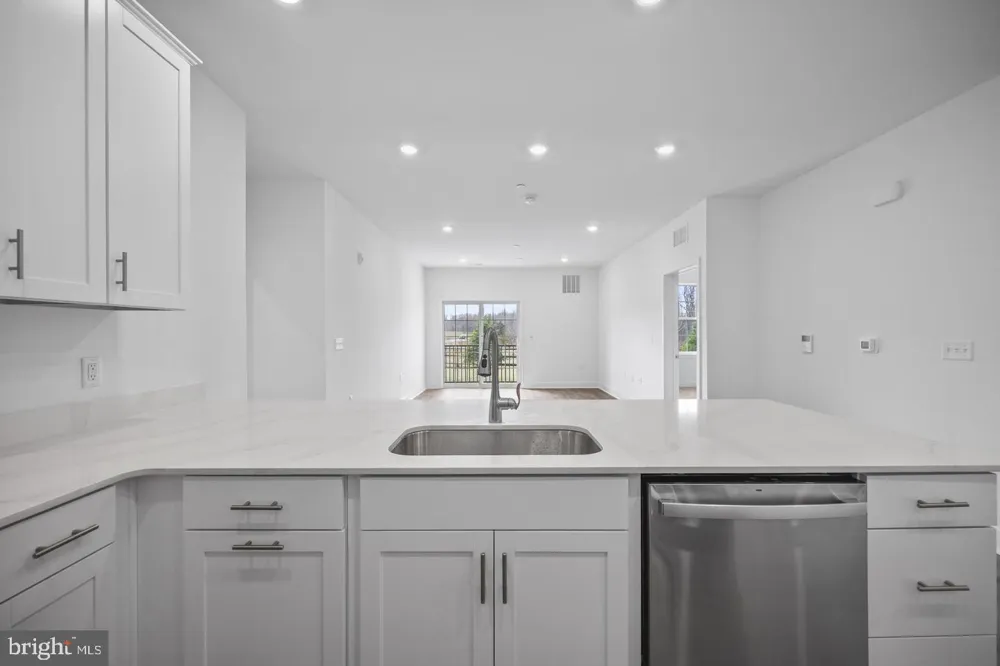 29305 RADFORD COURT Monroe Township, NJ 08831