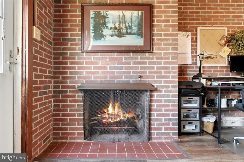 9581 VALLEY ROAD Berkeley Springs, WV 25411