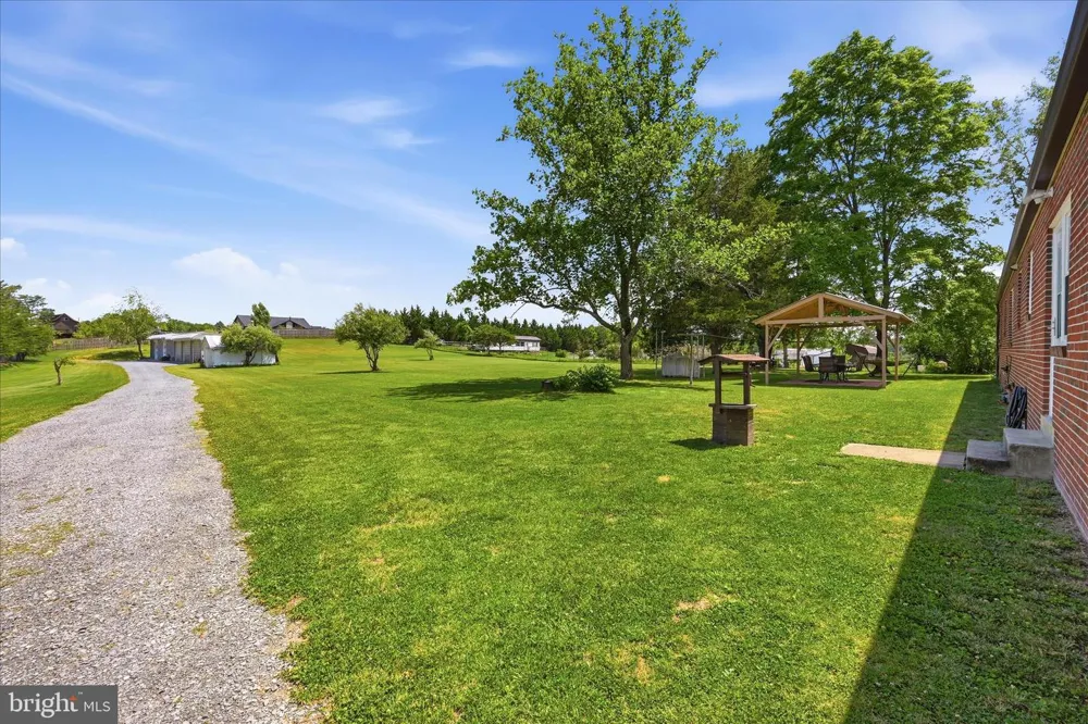 9581 VALLEY ROAD Berkeley Springs, WV 25411