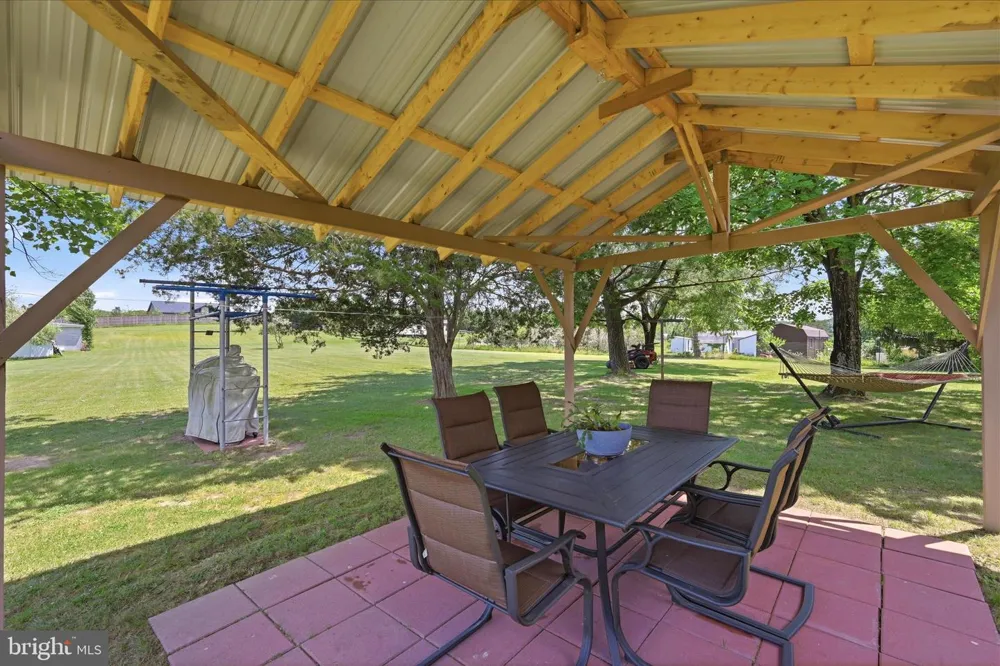 9581 VALLEY ROAD Berkeley Springs, WV 25411