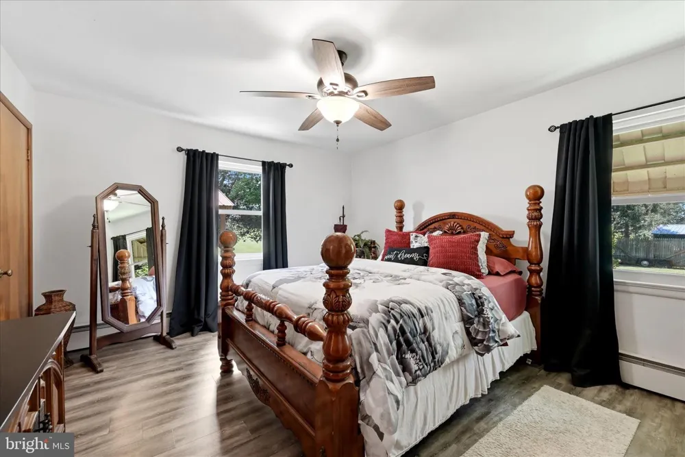 9581 VALLEY ROAD Berkeley Springs, WV 25411